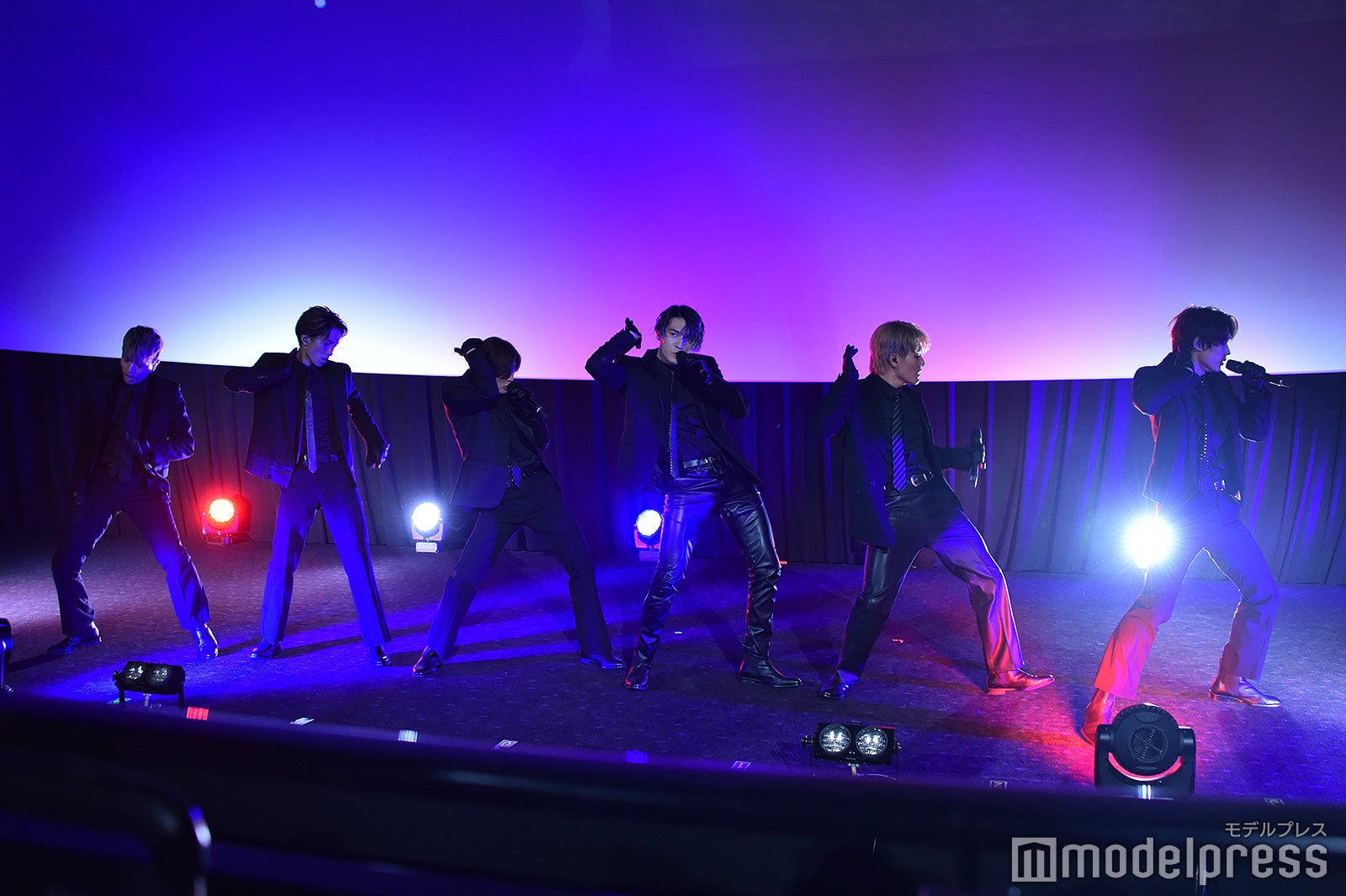 日本語吹替版主題歌「Rosy」を披露したSixTONES（左から）高地優吾、田中樹、京本大我、ジェシー、森本慎太郎、松村北斗（C）モデルプレス