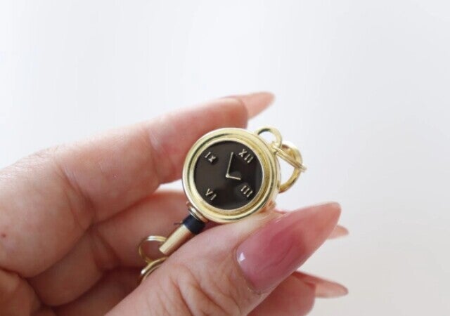 【ダイソー】100円均一キーホルダーに隠し機能あり！つけとくだけで快適度爆上がり