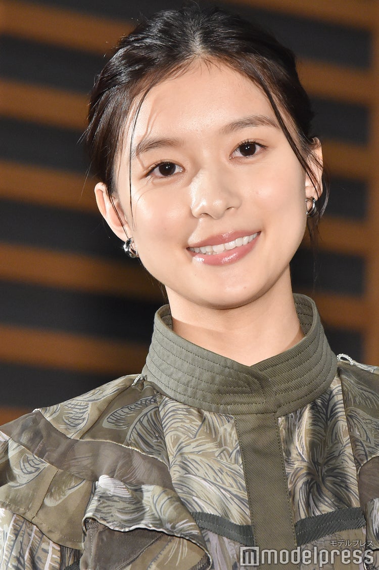 画像14 16 有村架純 芳根京子と 顎のほくろが一緒 仲良し2ショットに 女神が2人 眼福 の声 モデルプレス