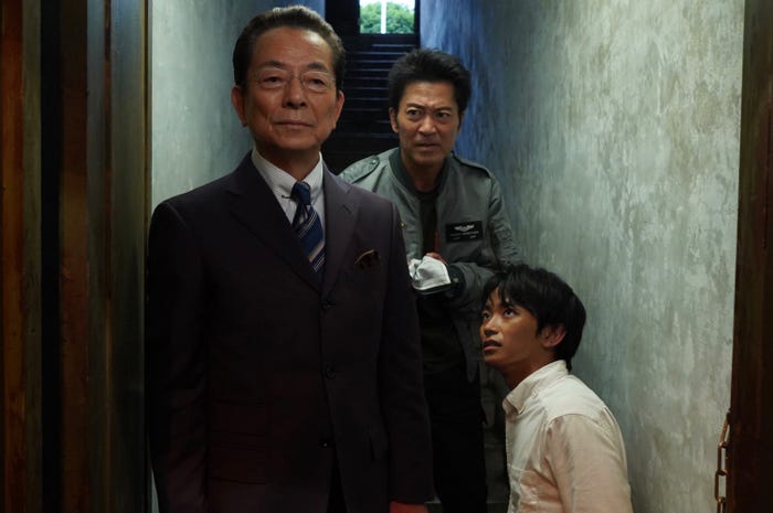 水谷豊、寺脇康文、加藤清史郎「相棒 season23」第2話(C)テレビ朝日
