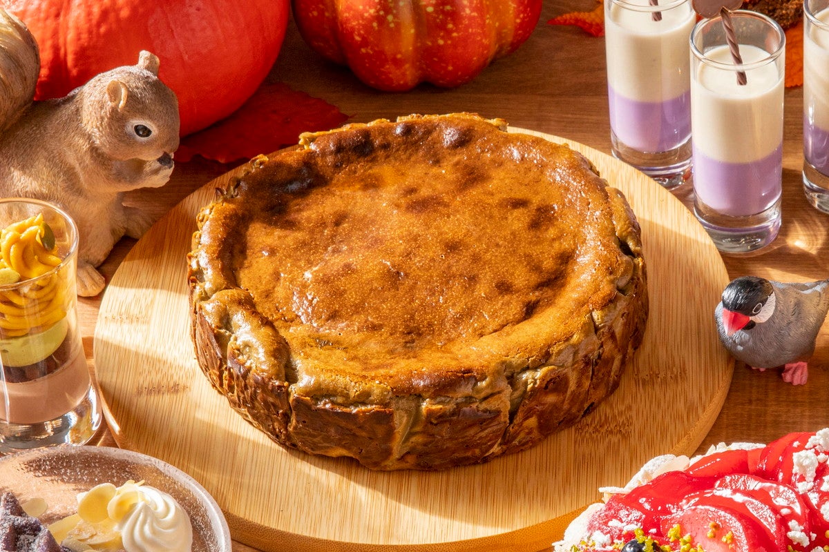 クロミ、シナモロール、ハローキティのオータムフェスティバル～ダークな森の収穫祭～