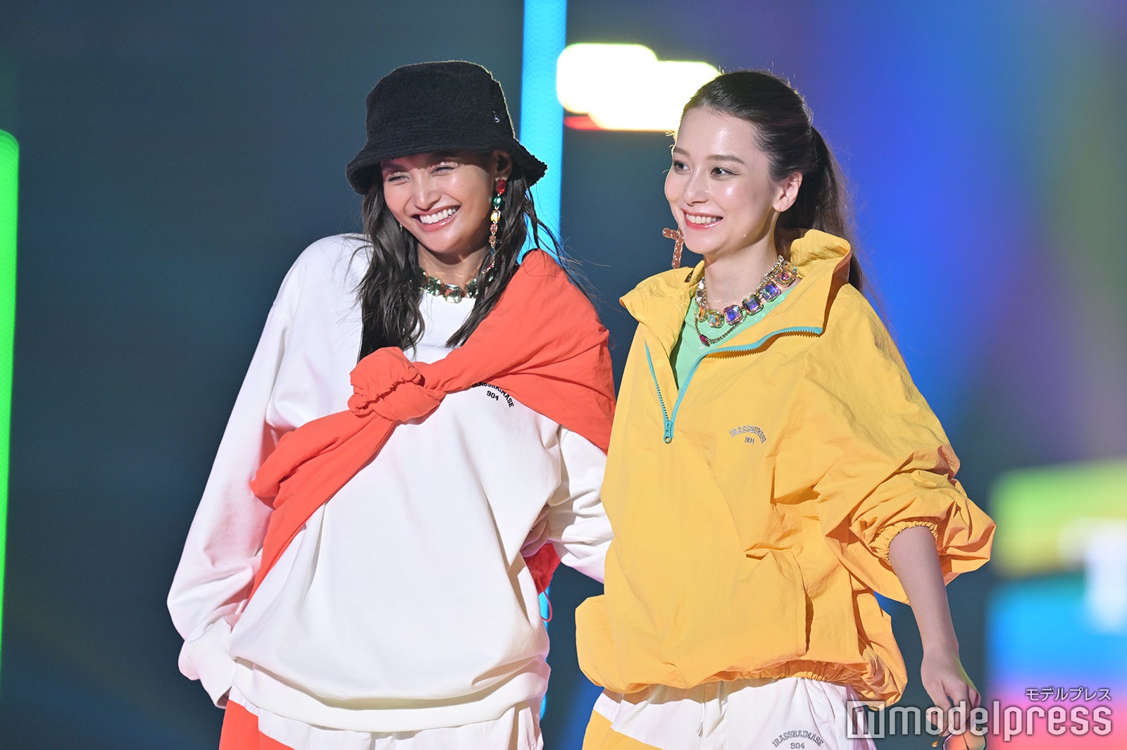 香川沙耶、Niki（C）モデルプレス