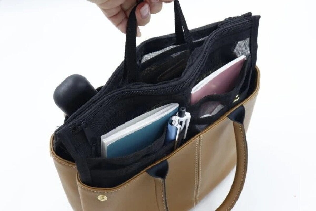 ダイソー バッグインバッグ(A5、メッシュ、ブラック) 使用例 ダイソー バッグインバッグ(A5、メッシュ、ブラック) 使用例