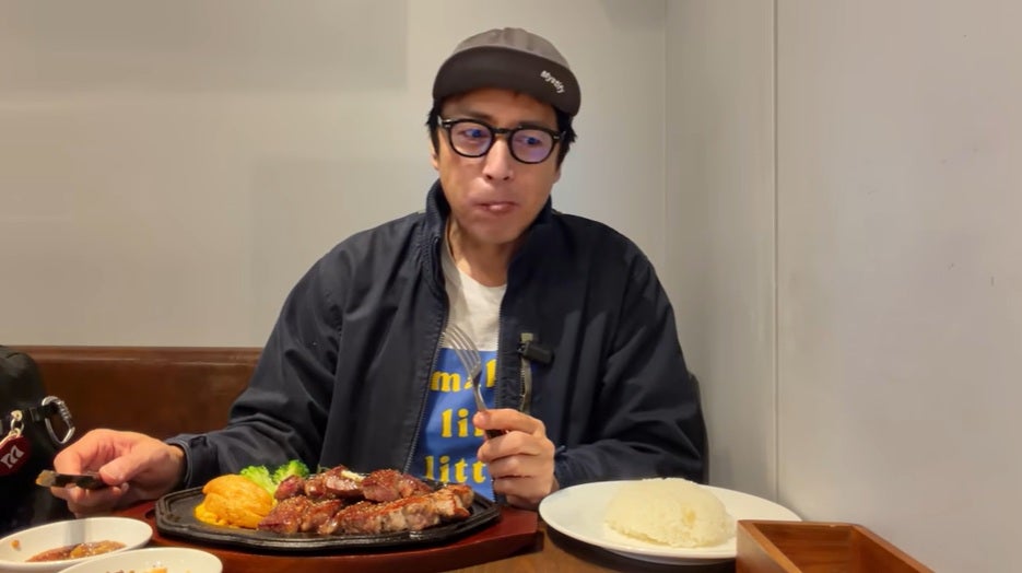 徳井義実、東京・三軒茶屋で訪れたステーキ屋を大絶賛「これハラミですか？」