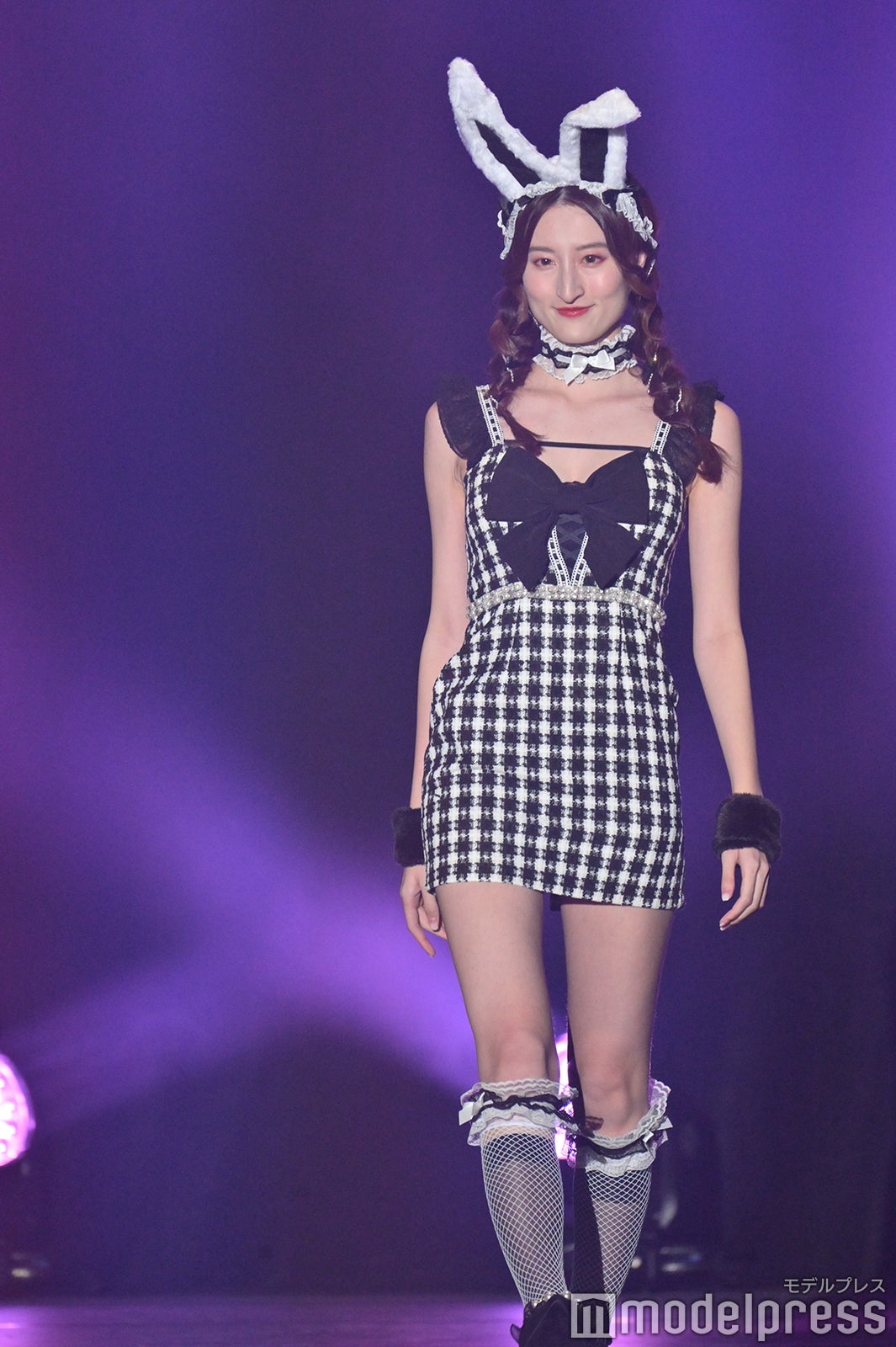 （C）モデルプレス