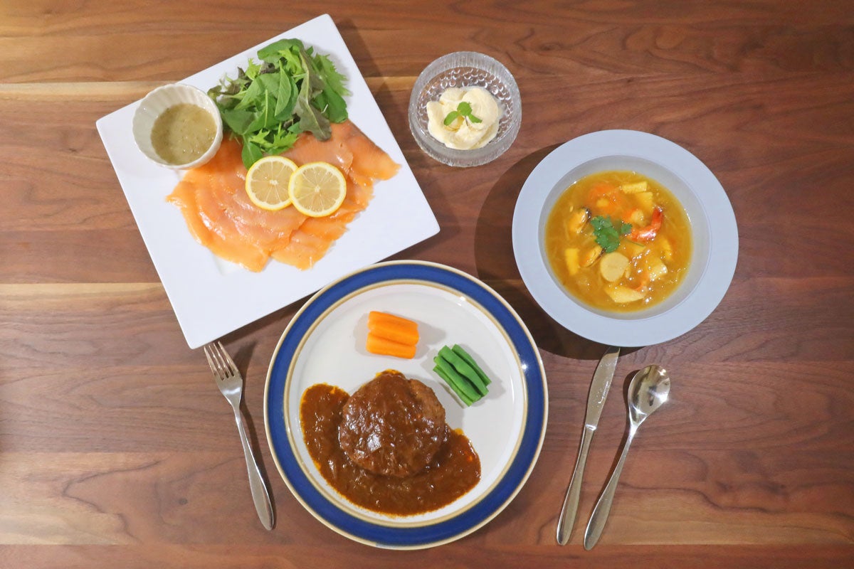 「料理ができない私」を責めなくていい。帝国ホテルのおかげで“おうちディナー”が特別な時間になった話
