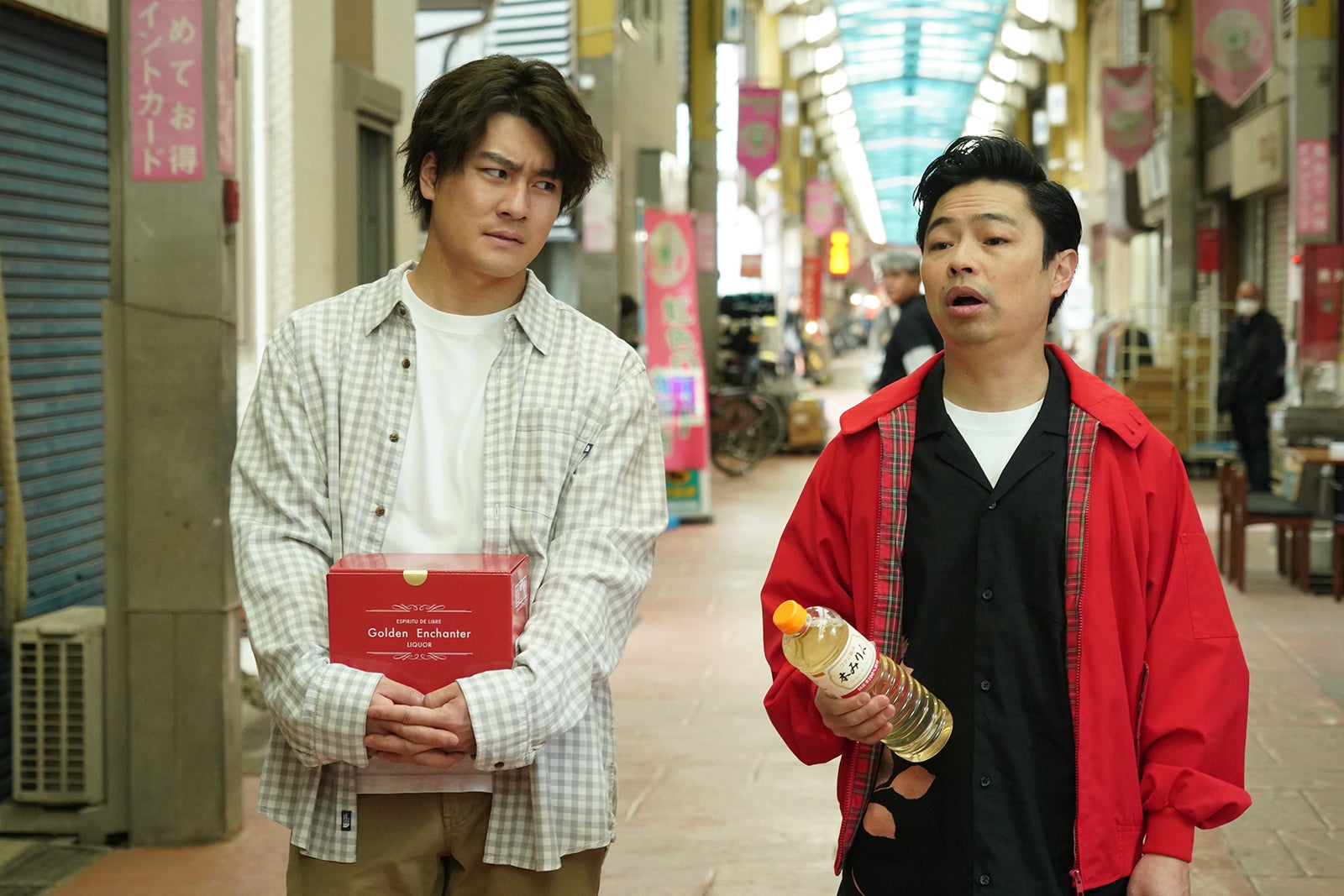 【街並み照らすヤツら 第2話】莉菜の頼みで正義も“偽装強盗団”参加？