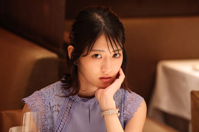 若月佑美「何曜日に生まれたの」第3話より(C)ABCテレビ