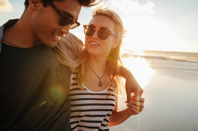 どういうつもり 男性の 思わせぶり と 本気 を見分けるポイント モデルプレス