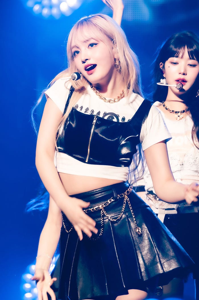 IVEリズ/撮影:田中聖太郎写真事務所