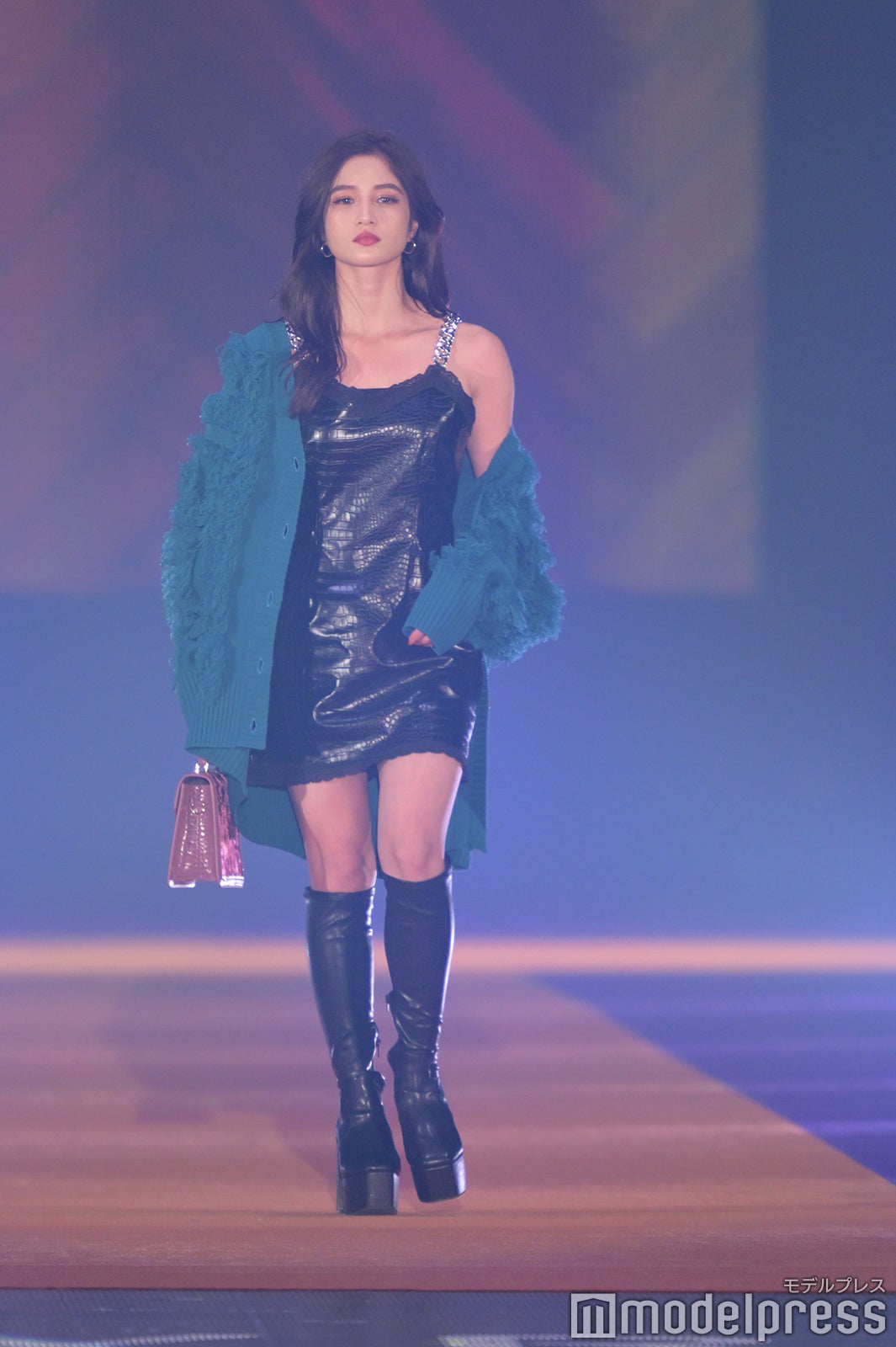 （C）モデルプレス