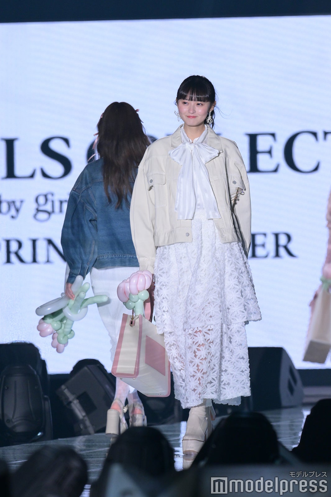 （C）モデルプレス