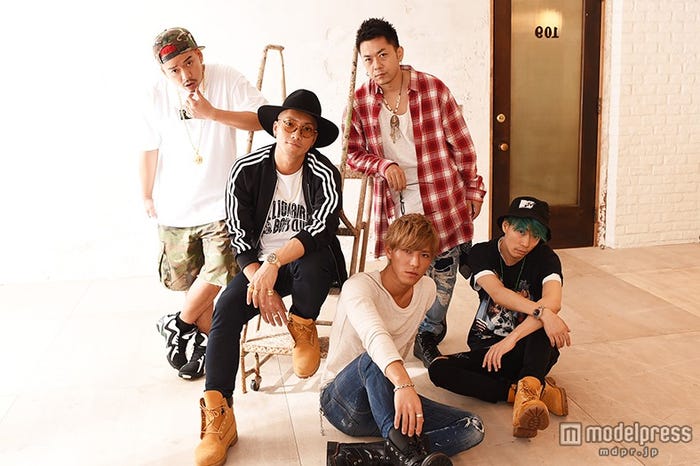 (後列左から)KUBO-C、SWAY、GS(前列左から)KAZUKI、P-CHO