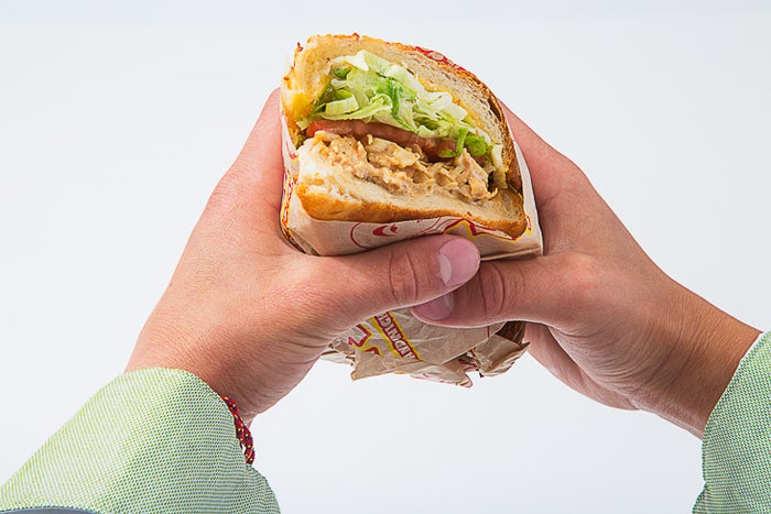 具沢山でボリュームたっぷり／画像提供：アイクス・ラブ＆サンドウィッチ