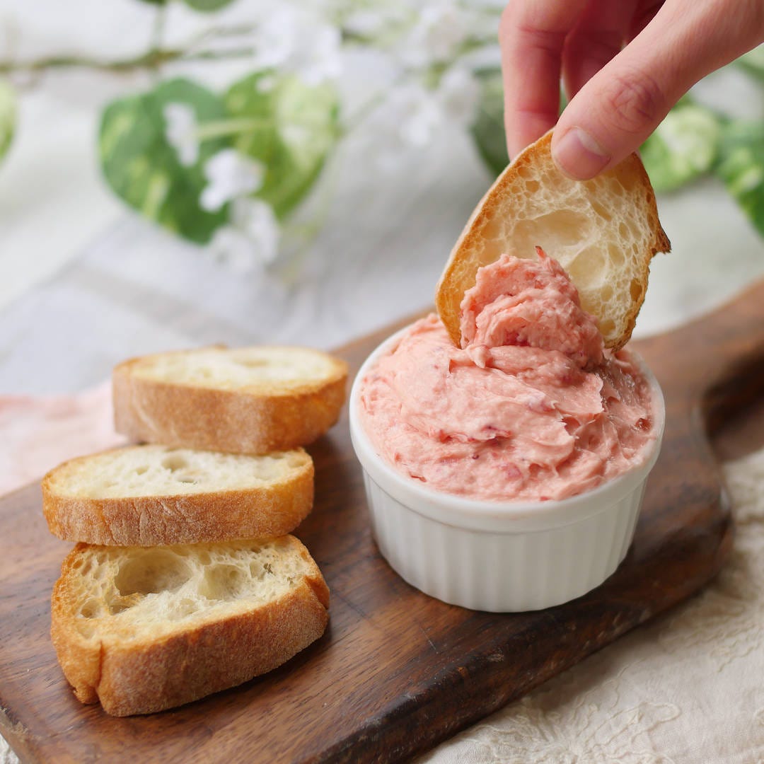 じゅわんと甘さ広がる！春をさきどり「いちごバター」