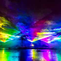 アパリゾート160万球の夏イルミ「世界最大の光の地上絵」　光×音のオーロラショーで幻想的な世界へ／画像提供：アパホテルズ＆リゾーツ