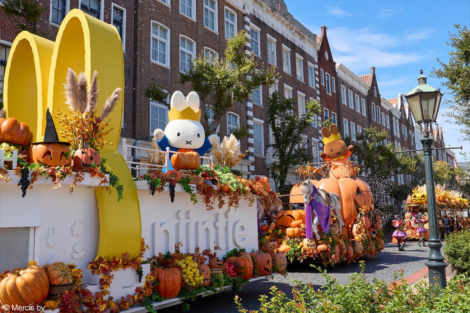 ハウステンボス、昼と夜で豹変!可愛いミッフィーと絶叫ホラーが同居する“最高に楽しい”ハロウィン開催