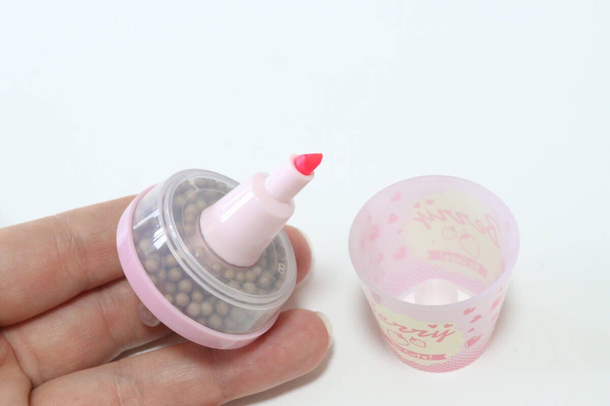 ダイソーの蛍光ペン