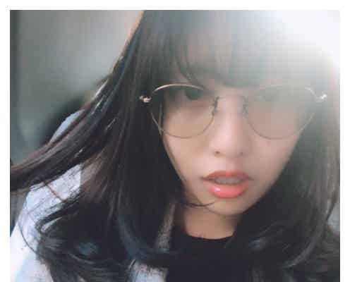 佐野ひなこ「前髪切っちゃった」突然のイメチェンに絶賛の声