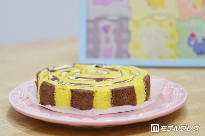 ピカチュウのロールケーキ(チョコバナナ)(C)モデルプレス