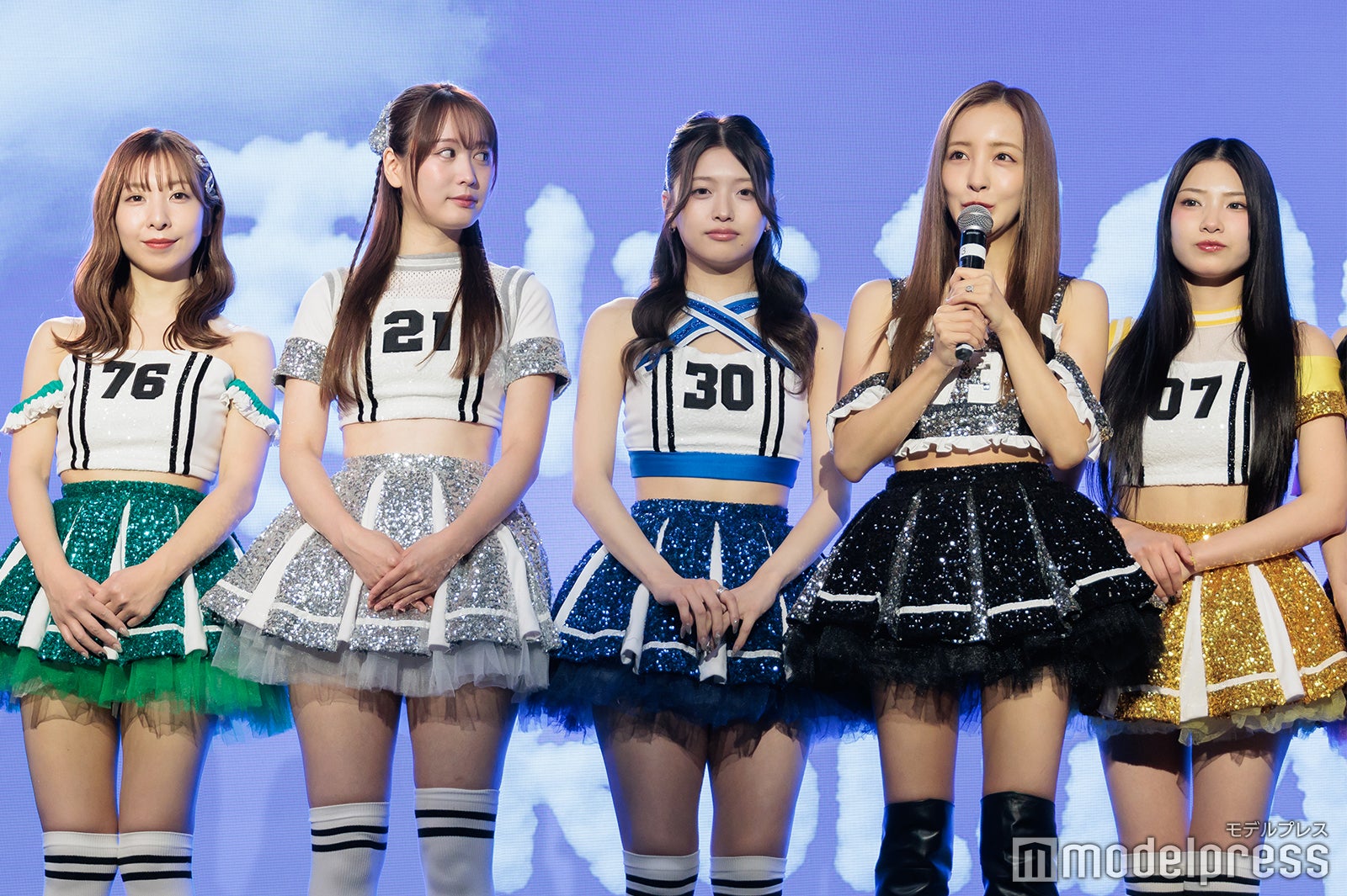 板野成美、新居稚菜、堀口美澪、板野友美、松山玲菜（C）モデルプレス