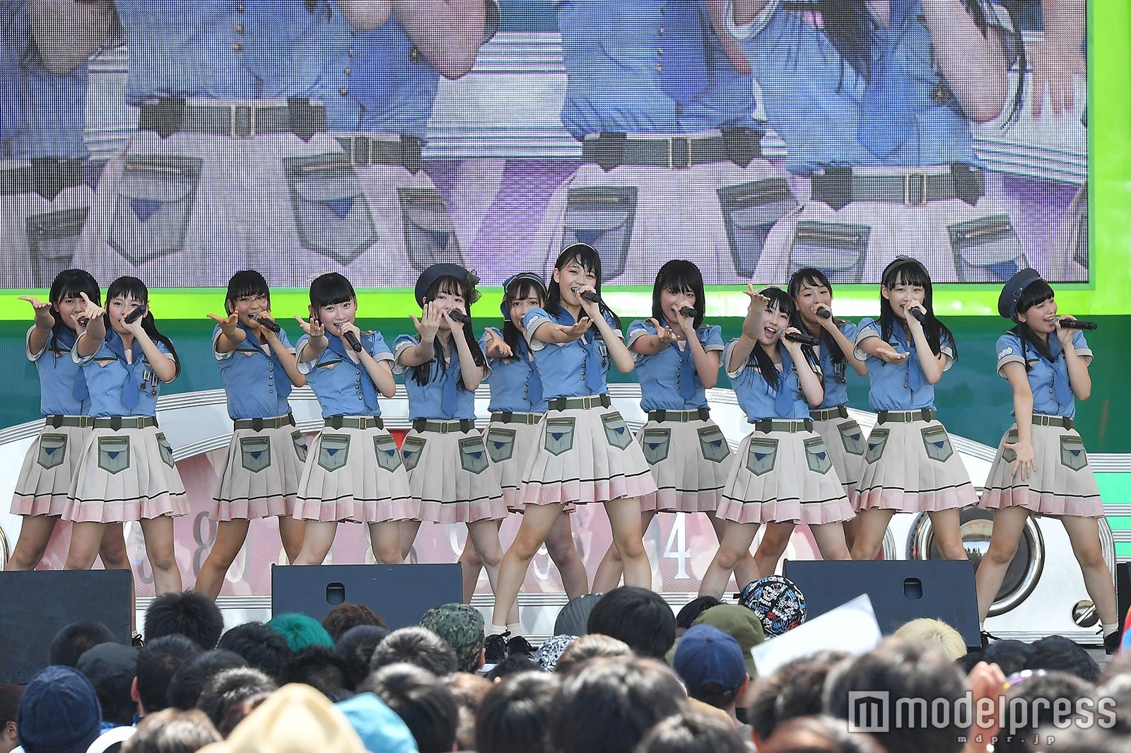 ＝LOVE（C）モデルプレス