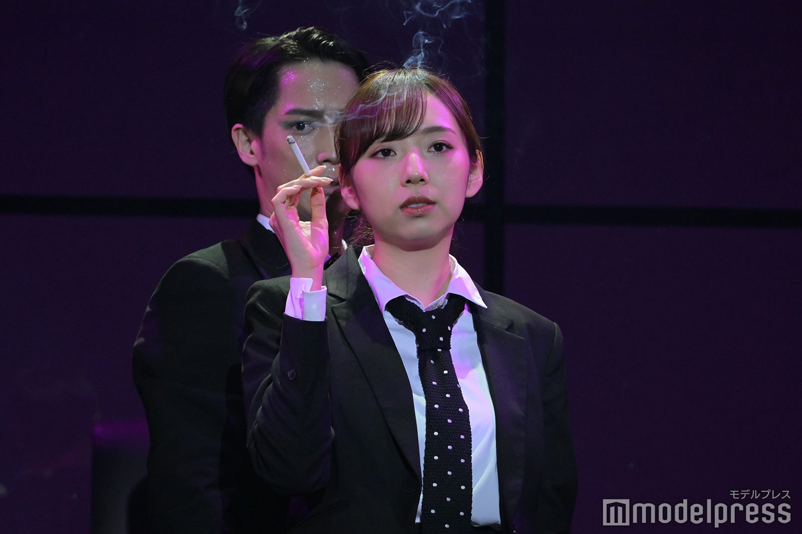 味方良介、新内眞衣（C）モデルプレス