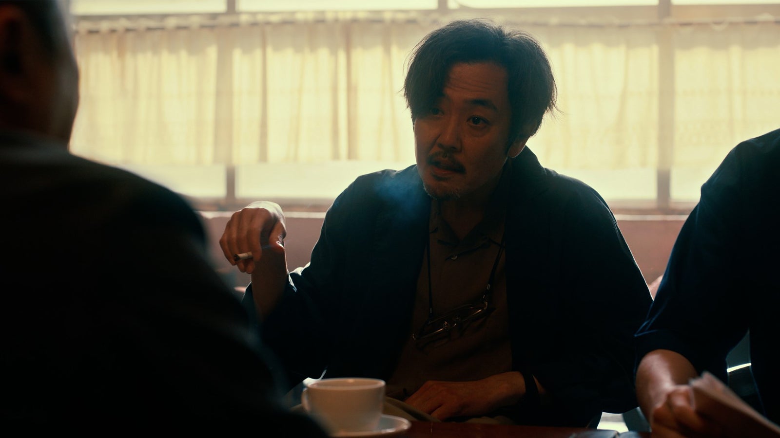 岡部たかし／  「エルピス―希望、あるいは災い―」第8話より（C）カンテレ