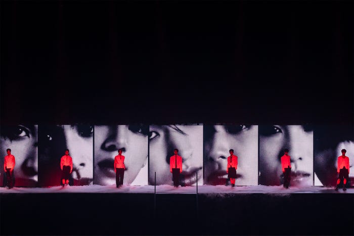 NEXZ 撮影:田中聖太郎写真事務所