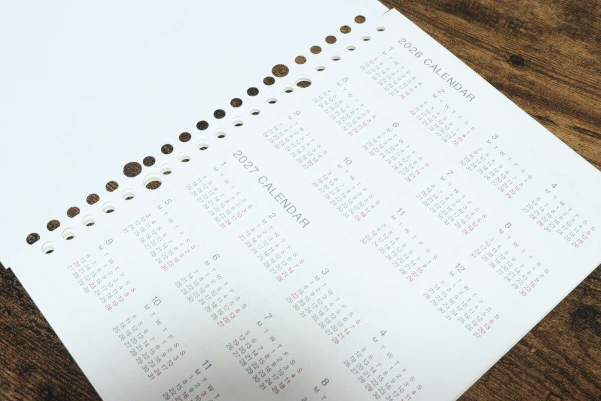 2026年ルーズリーフマンスリー（A5、シンプル）　カレンダー