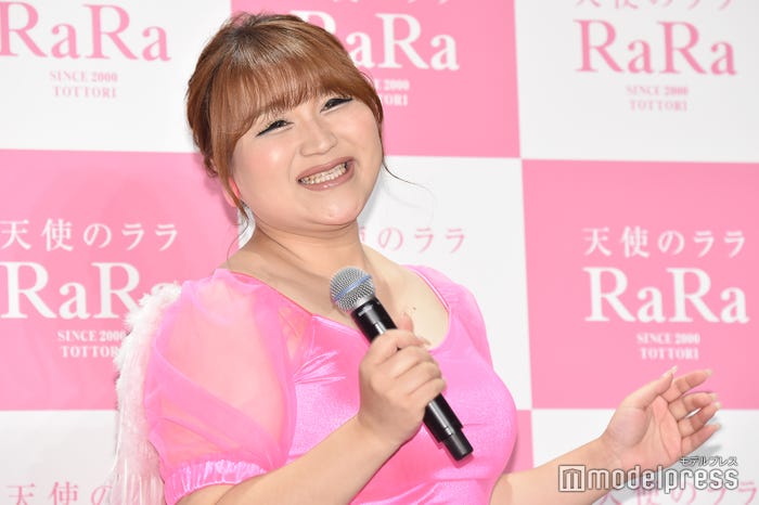 りんごちゃん 高橋ユウ メアリージュン姉妹との交友明かす 結婚式で歌ってきました モデルプレス りんごちゃん 高橋ユウ メアリージュン姉妹との交友明かす 結婚式で歌ってきました モデルプレス