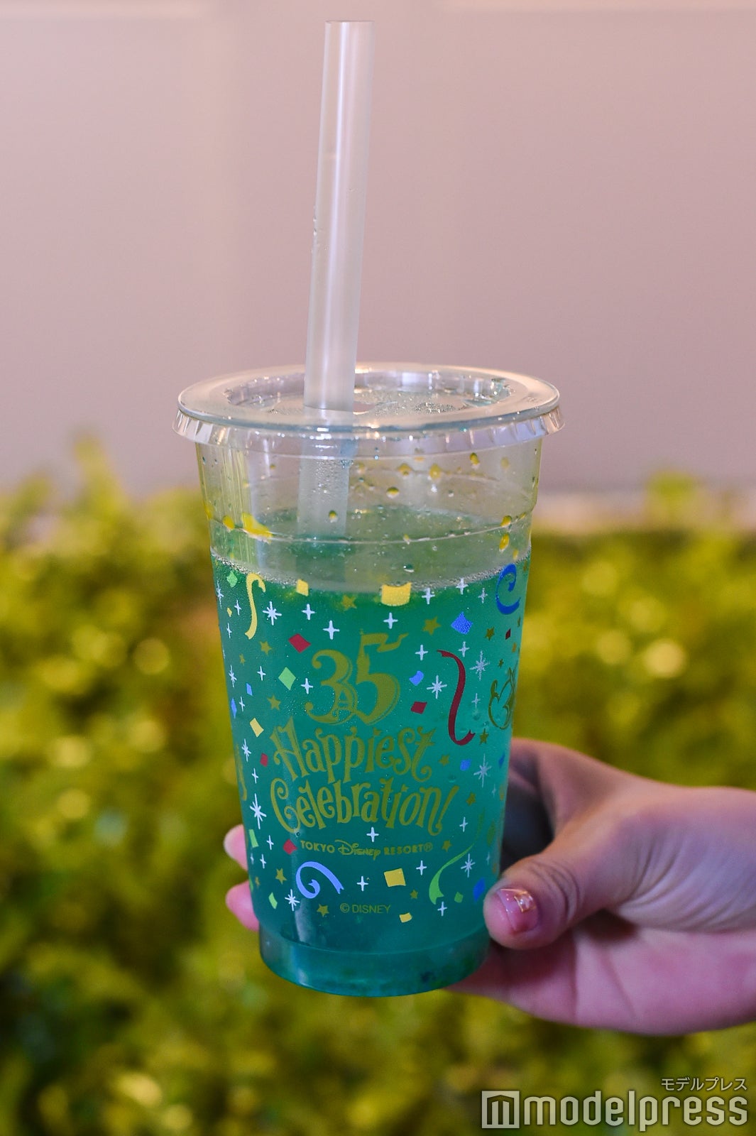 スペシャルスパークリングドリンク（ブルーシロップ）¥350 （C）モデルプレス（C）Disney