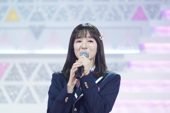 山本すず(C)PRODUCE 101 JAPAN THE GIRLS