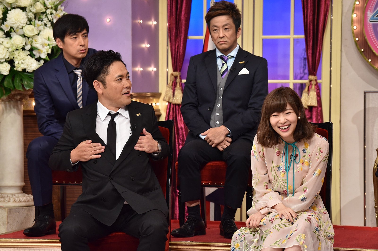 （下段左から）有田哲平、指原莉乃（上段左から）徳井義実、堀内健 （C）日本テレビ