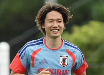 板倉が新主将就任「責任と覚悟を持って」 遠藤から直接「応援してるぞ」長谷部コーチ、吉田麻也らとチームを勝利へ導く