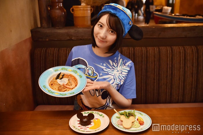 ディズニーシー15周年 ミッキーシェイプが可愛いスペシャルセット 試食レポ モデルプレス ディズニーシー15周年 ミッキーシェイプが可愛いスペシャルセット 試食レポ モデルプレス