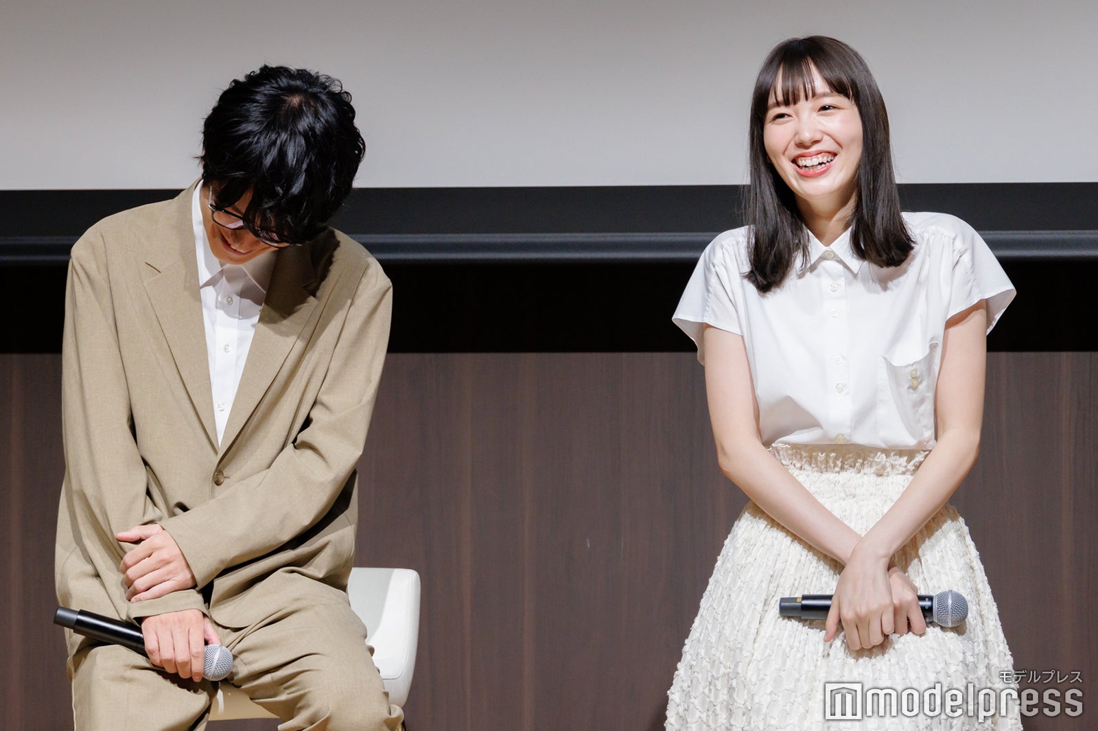 溝端淳平、飯豊まりえ（C）モデルプレス