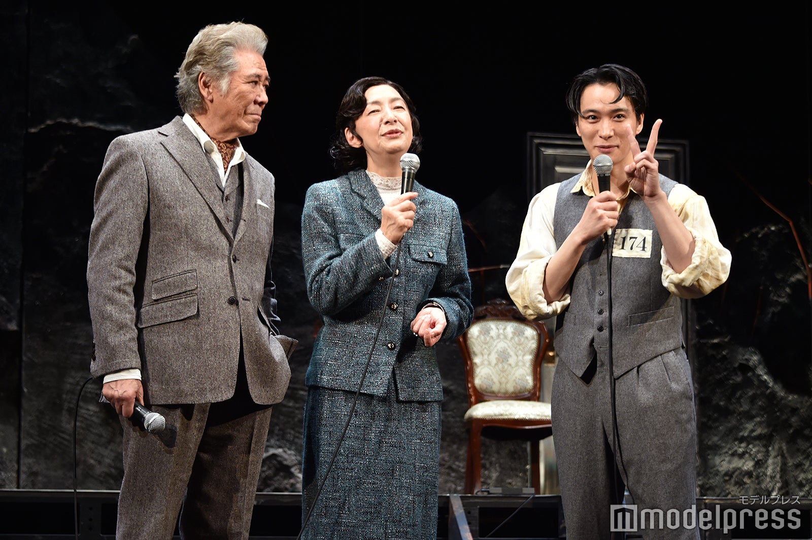 今年はバレンタインチョコを2個もらったことをアピールする戸塚祥太（C）モデルプレス