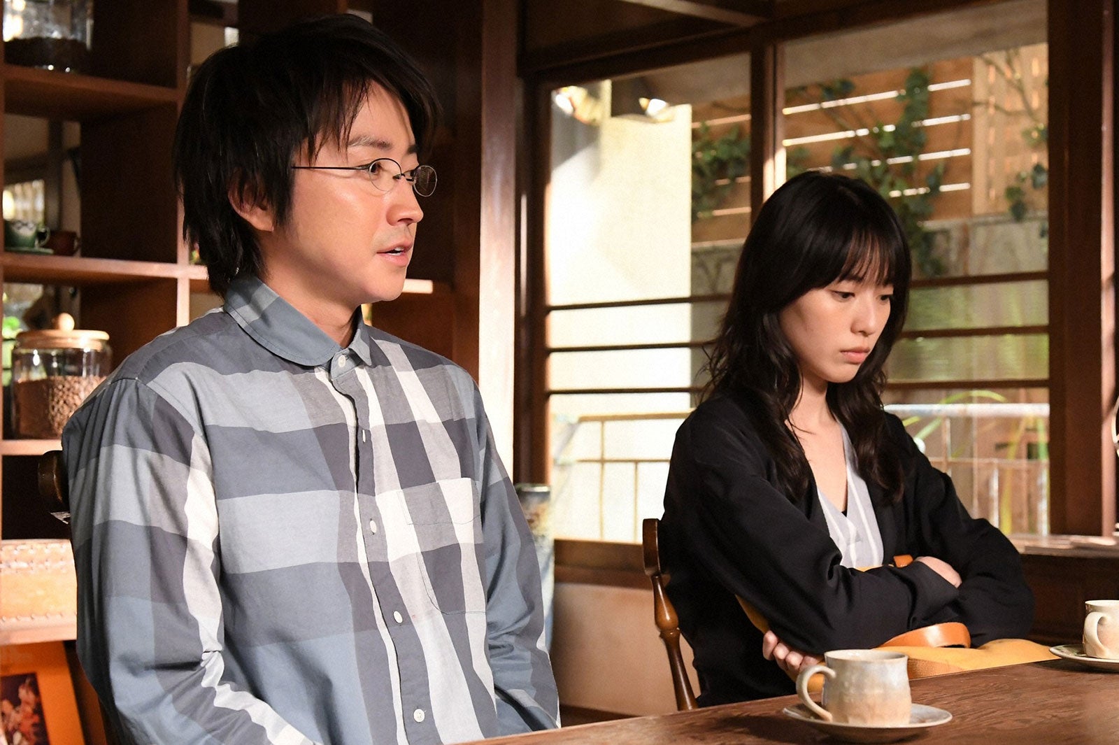 藤原竜也、戸田恵梨香／『リバース』第8話より（画像提供：TBS）