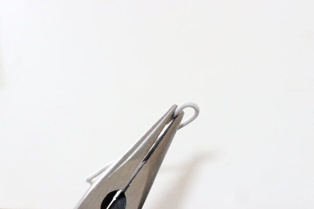 ラジオペンチ　曲げる