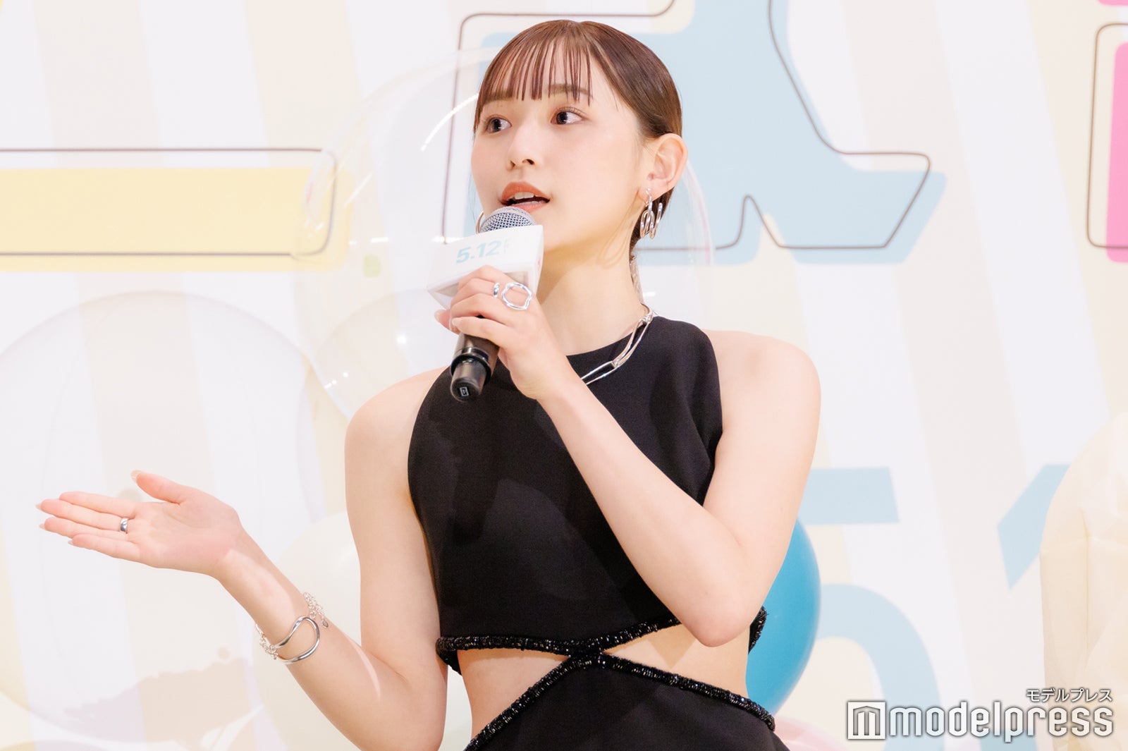 浅川梨奈（C）モデルプレス