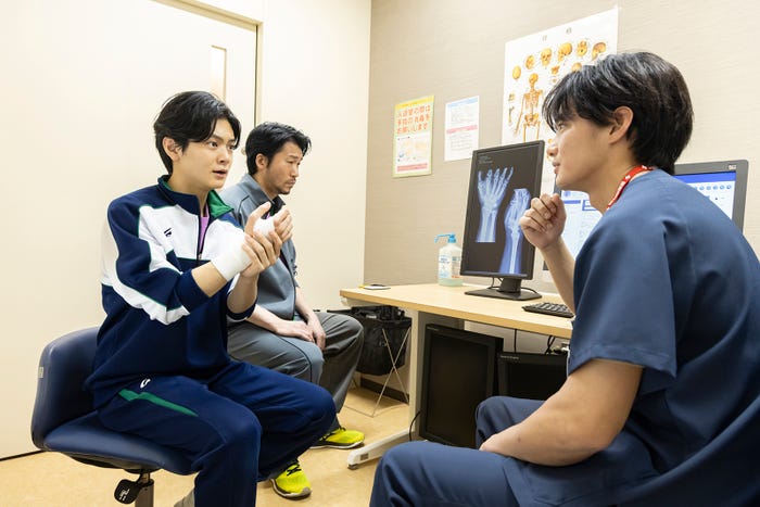 齋藤潤、高橋努、野村周平「ちはやふる−めぐり−」第8話(C)日本テレビ