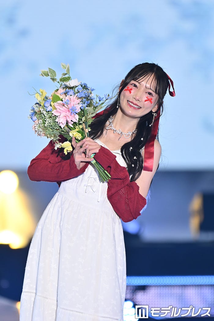 鈴木瞳美(C)モデルプレス