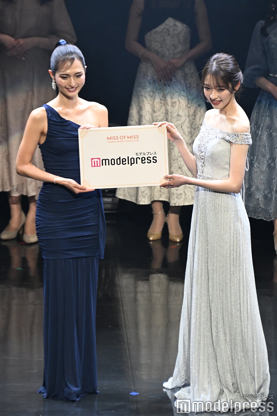 山賀琴子、大平ひかるさん（C）モデルプレス