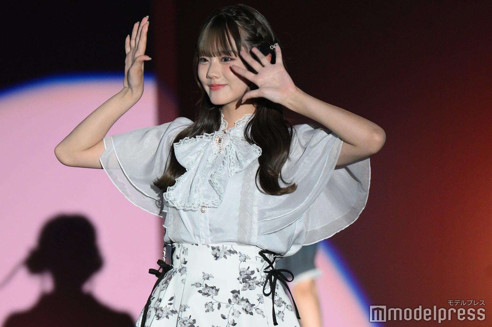 （C）モデルプレス