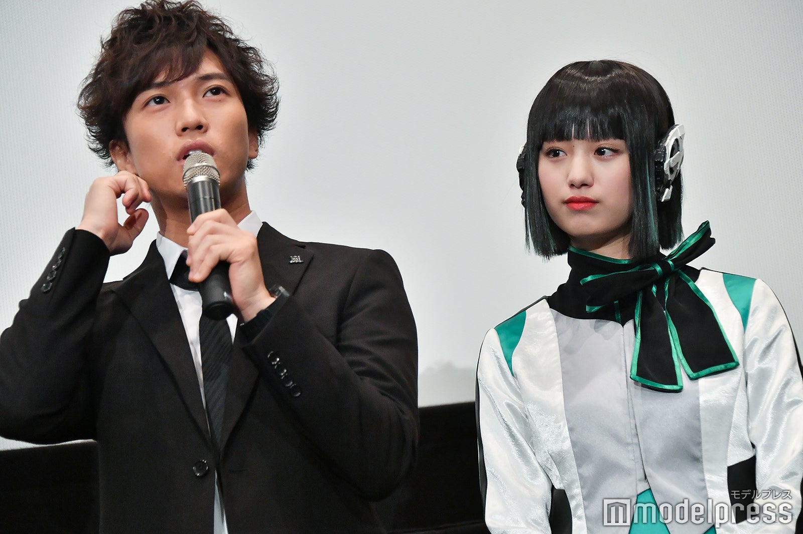 岡田龍太郎、鶴嶋乃愛 （C）モデルプレス