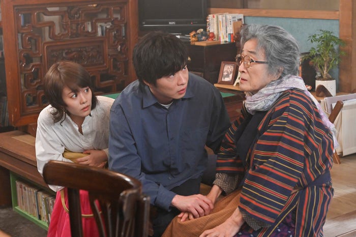 高畑充希、田中圭、木野花(C)テレビ朝日