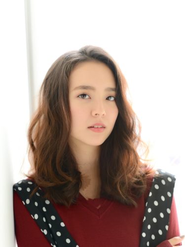 前髪なし 韓国風ミディアムヘア特集 21最新のトレンドスタイルを集めました モデルプレス 前髪なし 韓国風ミディアムヘア特集 21最新のトレンドスタイルを集めました モデルプレス