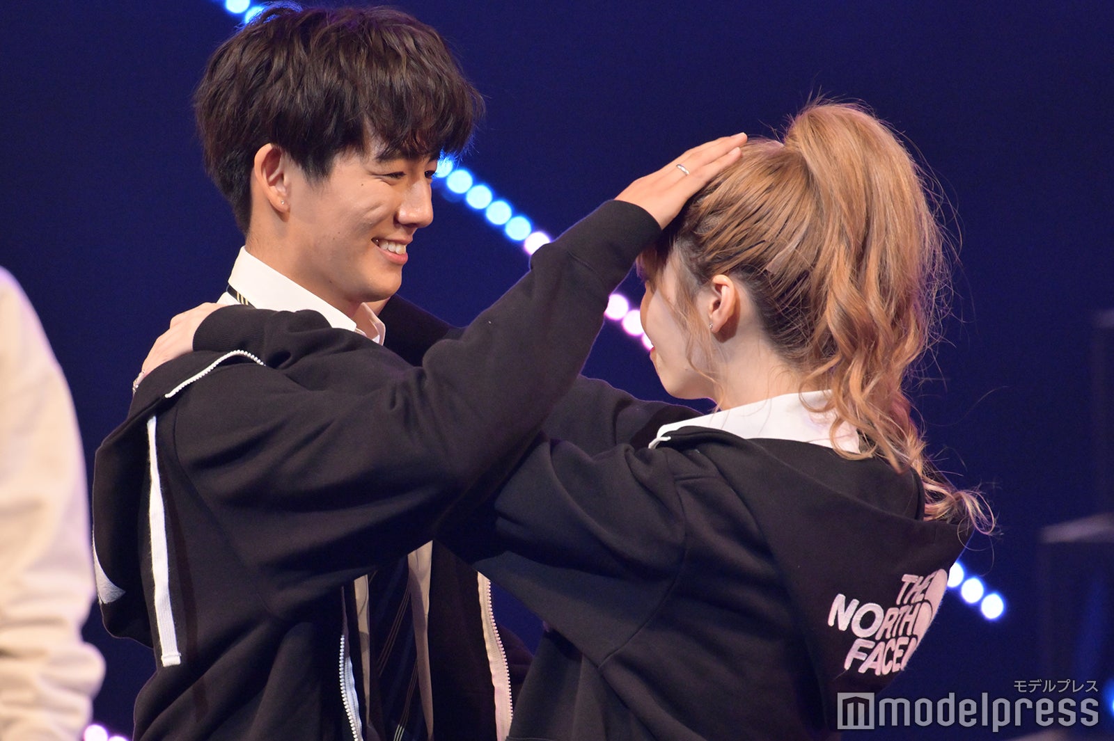 （C）モデルプレス