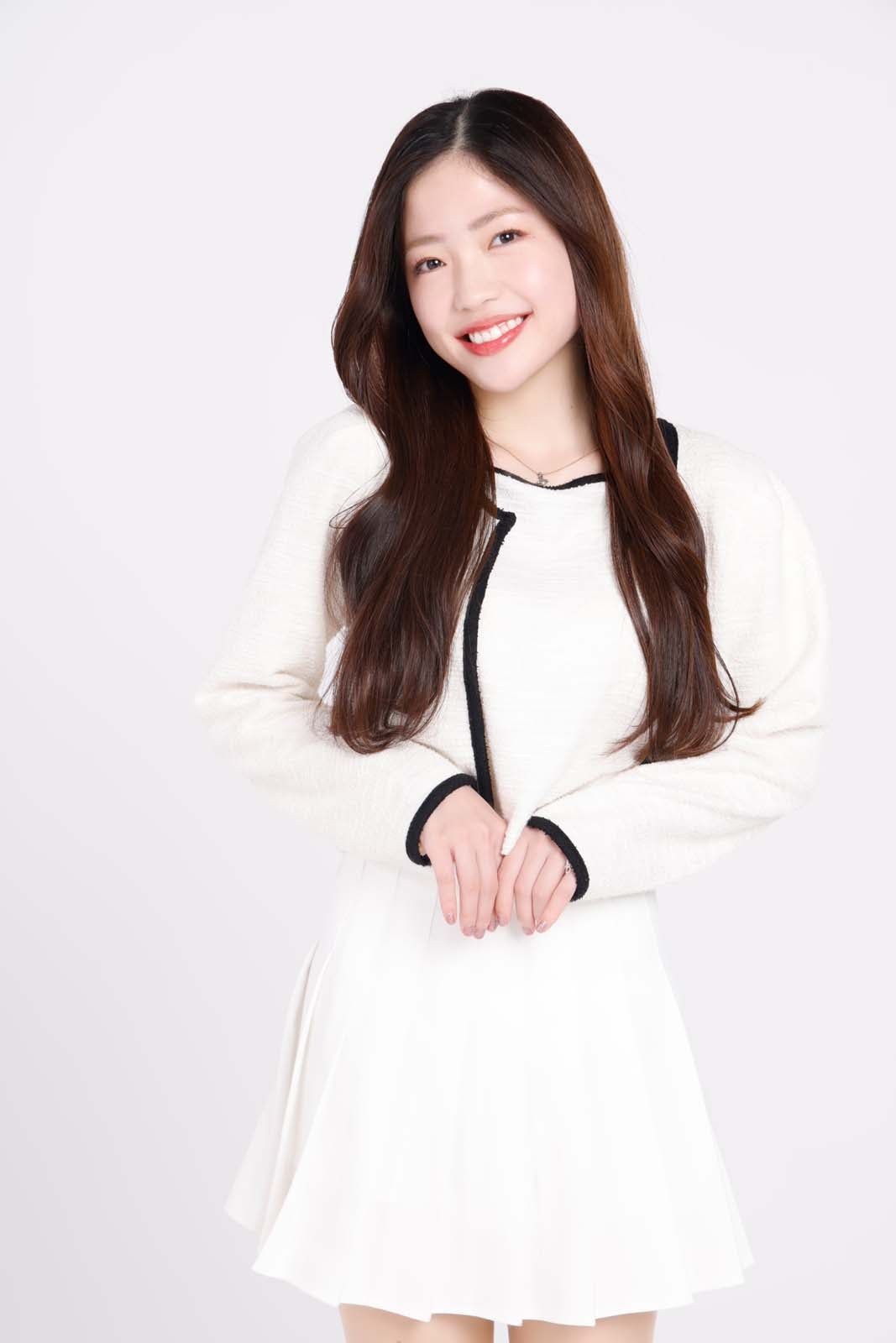 川上おぼろ「Dark Idol」（C）ABEMA